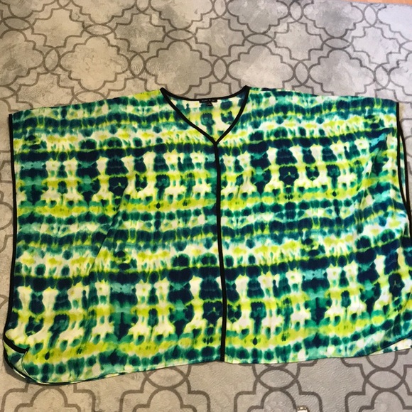 Multi color blouse - Picture 4 of 4